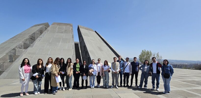 AUA Students Visit AG Memorial
