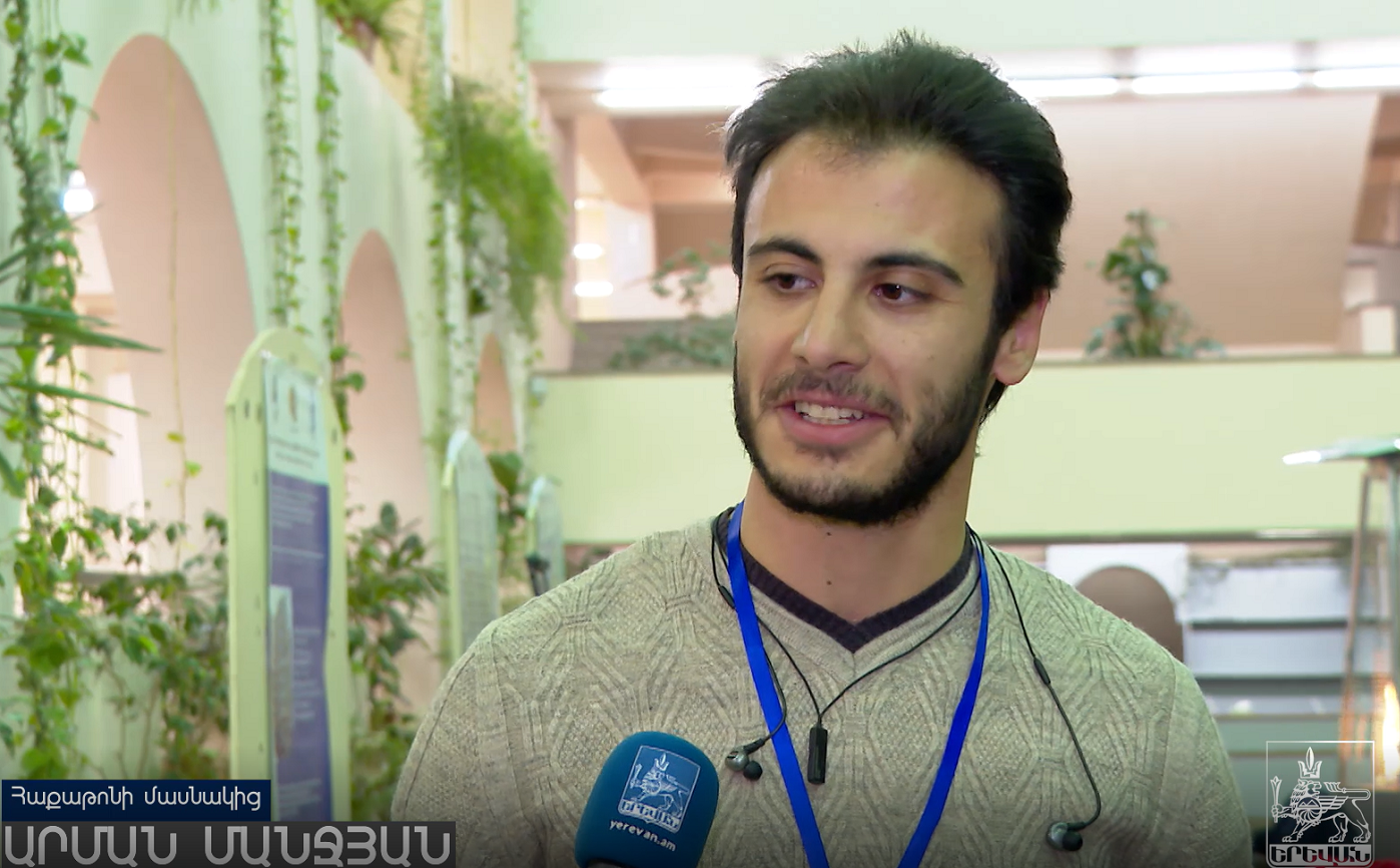 Addams Family pornosini tomosha qiling Kim Kardashian bilan xvideosda porno